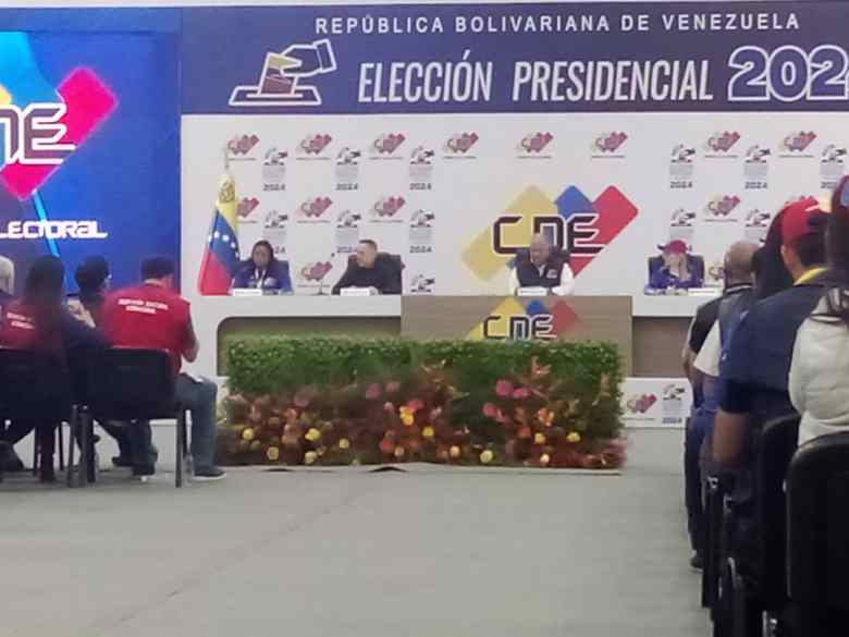 Los resultados electorales no estuvieron para el cumpleaÃ±os de ChÃ¡vez